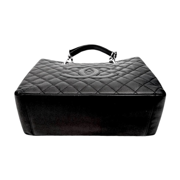 VINTAGE CHANEL Black Caviar Quilted Grand Shopping Tote GST Silver-Tone Hardware - Picture 4 of 16